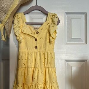 Yellow sundress with matching hat☀️☀️